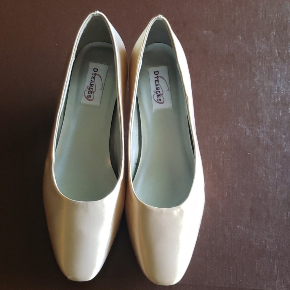 New Dyeable dress shoes